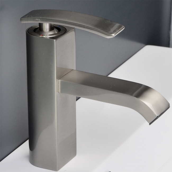 CBI M11001-081b Ouli  Single Hole Bathroom Faucet in Chrome