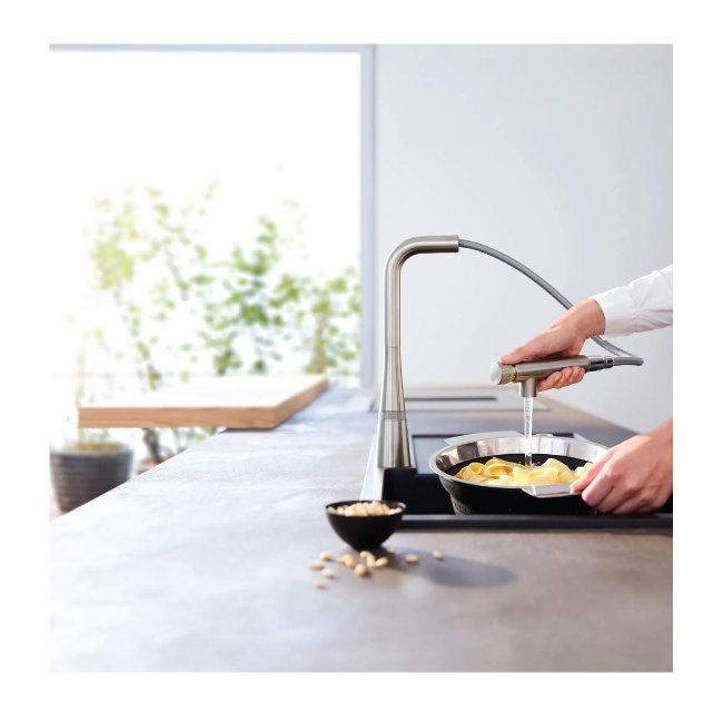 GROHE ZEDRA 31559DC2 GROHE Zedra SmartControl Pull-Out Single Spray Kitchen Faucet 1.75 GPM (6.6 L/min) GROHE SuperSteel InfinityFinish