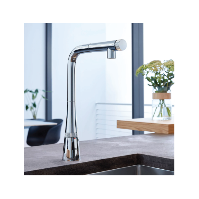 GROHE ZEDRA 31559002 GROHE Zedra SmartControl Pull-Out Single Spray Kitchen Faucet 1.75 GPM (6.6 L/min) GROHE StarLight Chrome