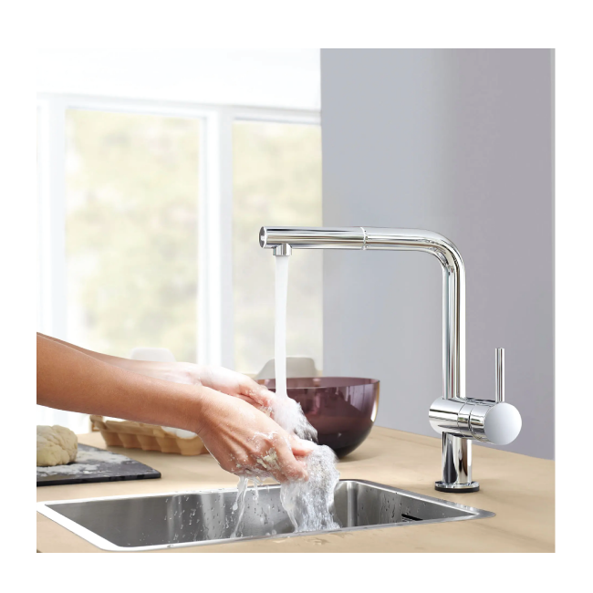 GROHE 30218001Minta Single-Handle Pull-Out Kitchen Faucet Single Spray 1.75 GPM (6.6 L/min) with Touch Technology GROHE StarLight Chrome