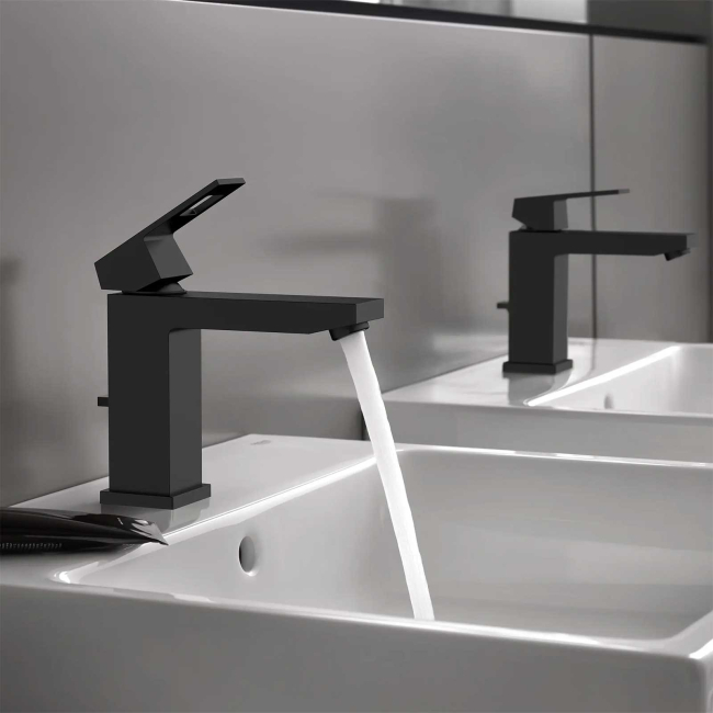 Grohe Eurocube 1.2 GPM Single Hole Bathroom Faucet with SilkMove, StarLight, EcoJoy, and QuickFix Technologies - Includes Drain Assembly